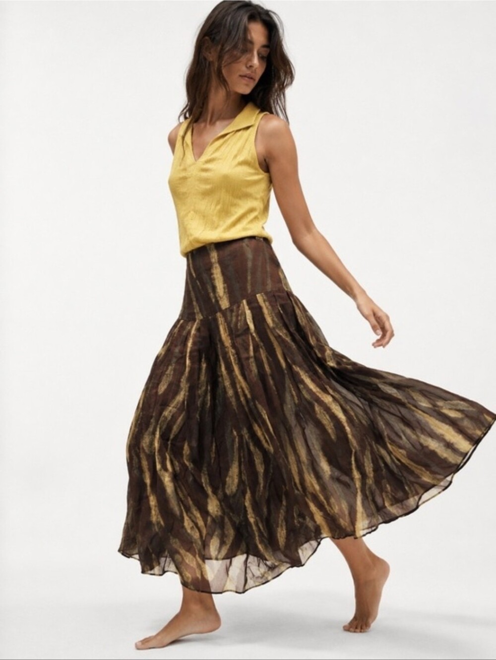 120. Massimo Dutti Midi Skirt - Waist 14"